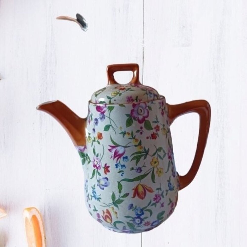 VSK USC Teapot floral pattern colorful - Picture 1 of 7